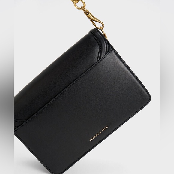 NWOT Charles & Keith Joelle Envelope Bag - Picture 4 of 11